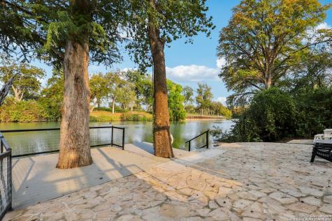 198 Guadalupe River Seguin TX 78155