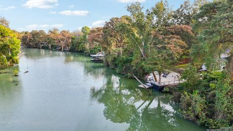 198 Guadalupe River Seguin TX 78155