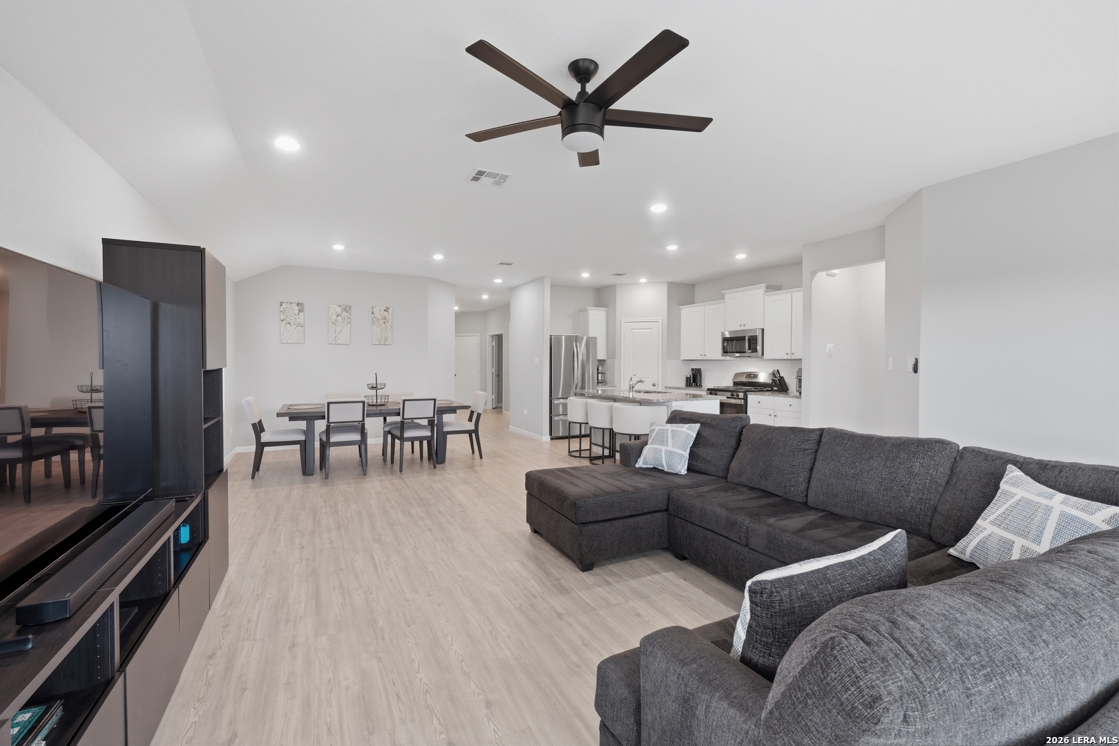 31589 Untrodden Bulverde TX 78163