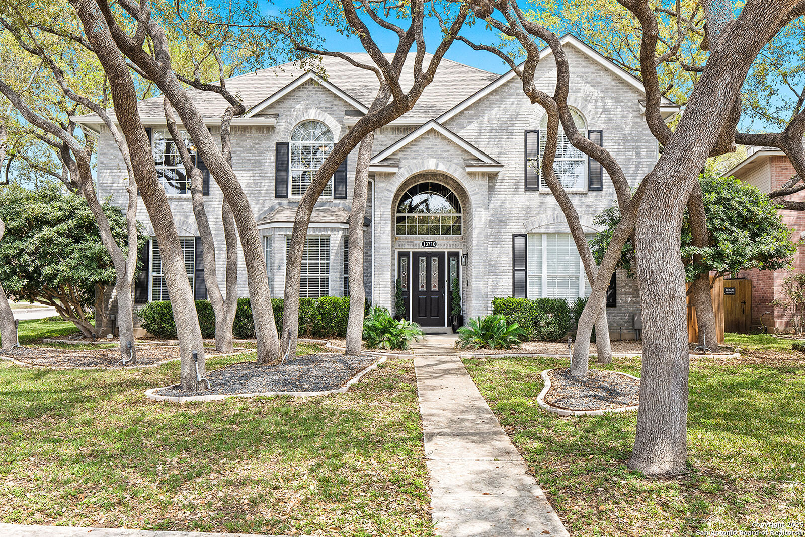 13710 Ridge Farm San Antonio TX 78230