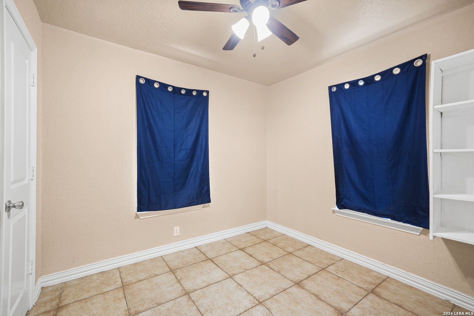 1651 S Elmendorf San Antonio TX 78207