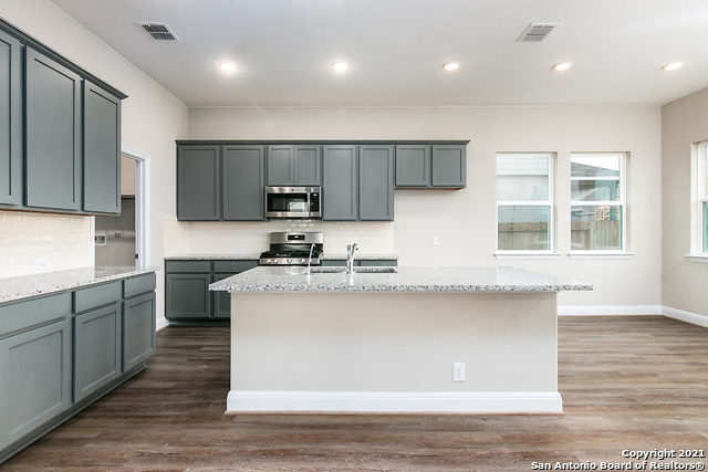 1008 Buffalo Grove New Braunfels TX 78130