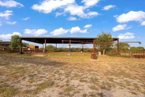 18434 Fm 471 Natalia TX 78059
