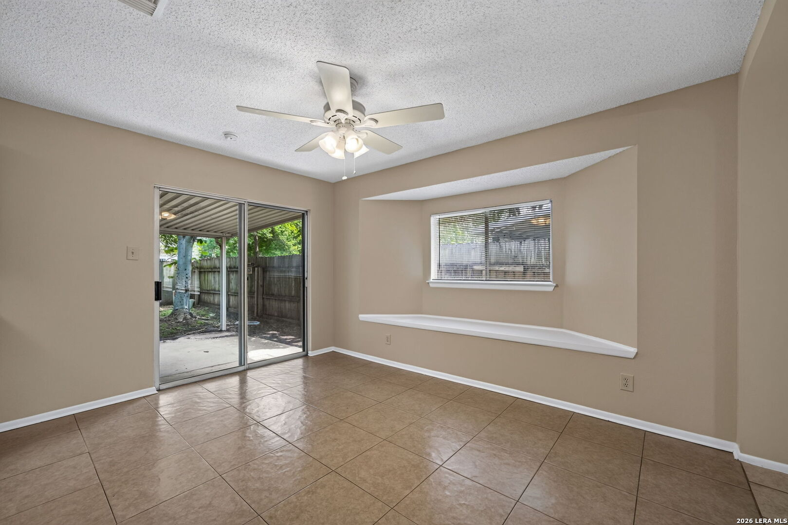 916 Abercorn Schertz TX 78154