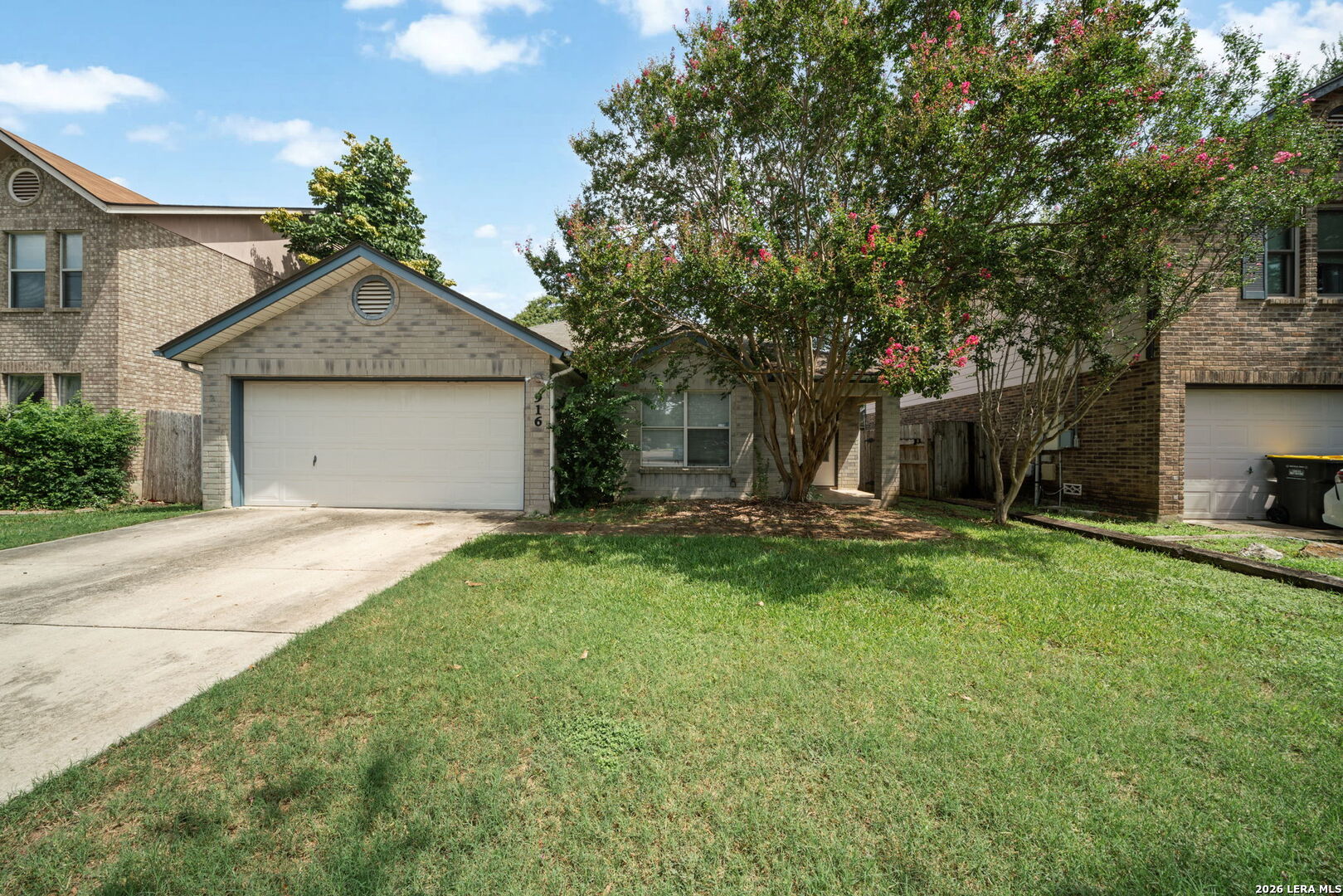916 Abercorn Schertz TX 78154