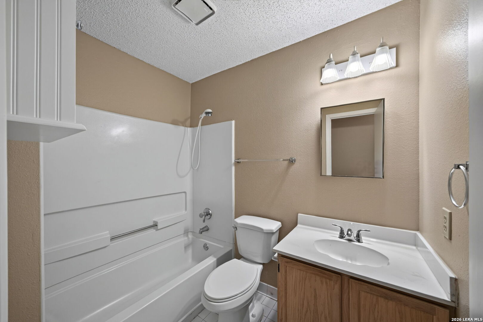 916 Abercorn Schertz TX 78154