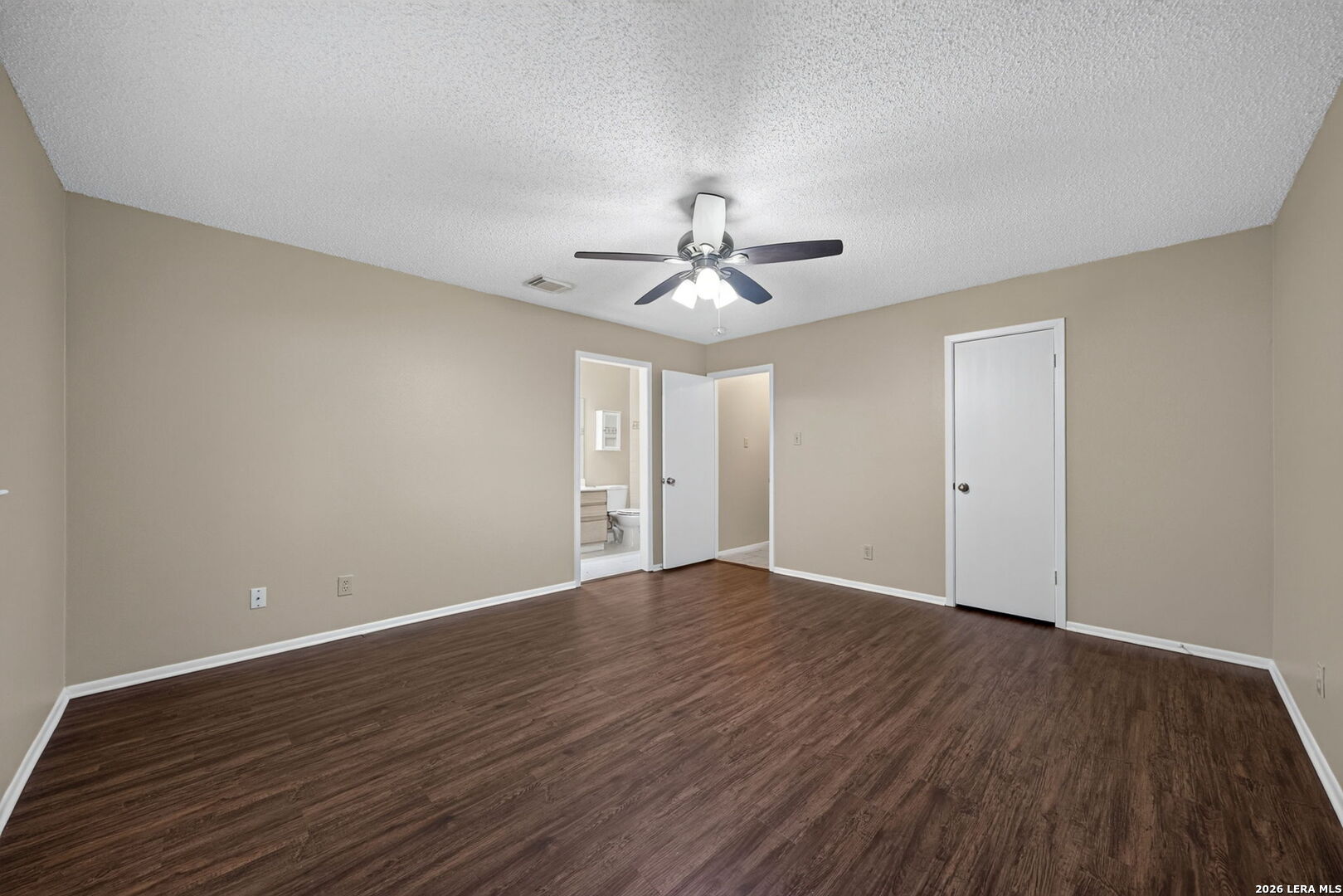 916 Abercorn Schertz TX 78154