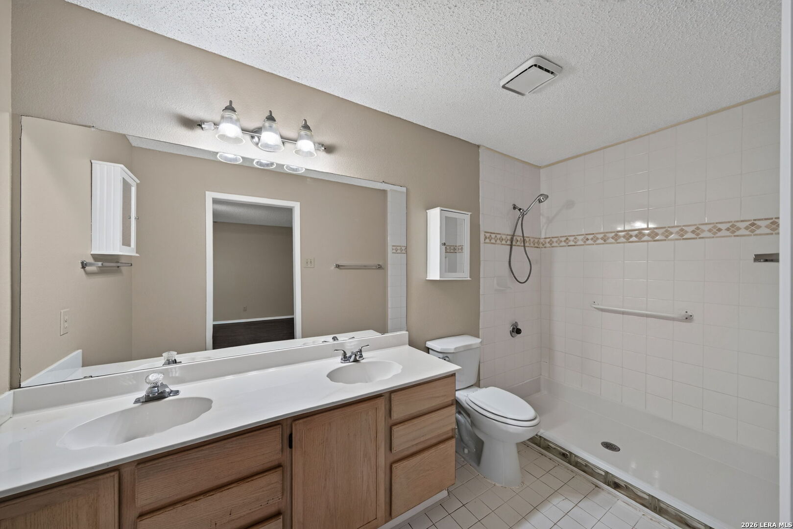 916 Abercorn Schertz TX 78154