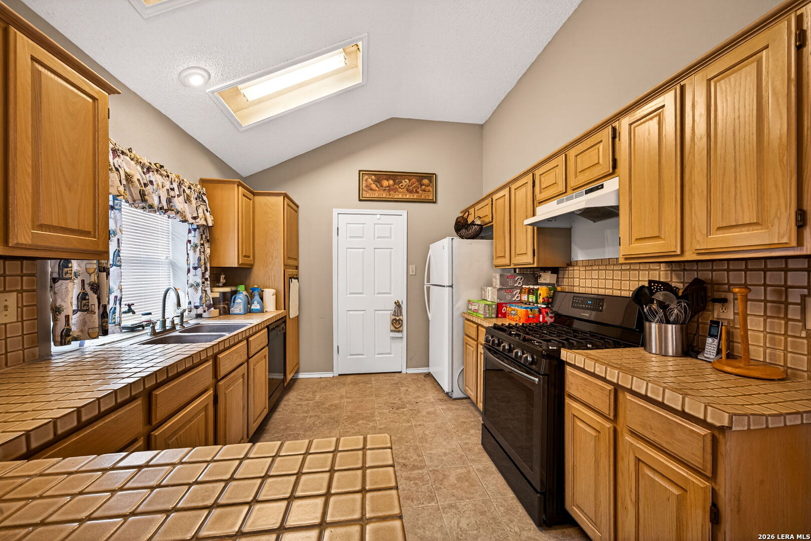 1239 Crumpet San Antonio TX 78253