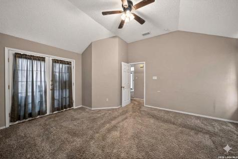 1239 Crumpet San Antonio TX 78253