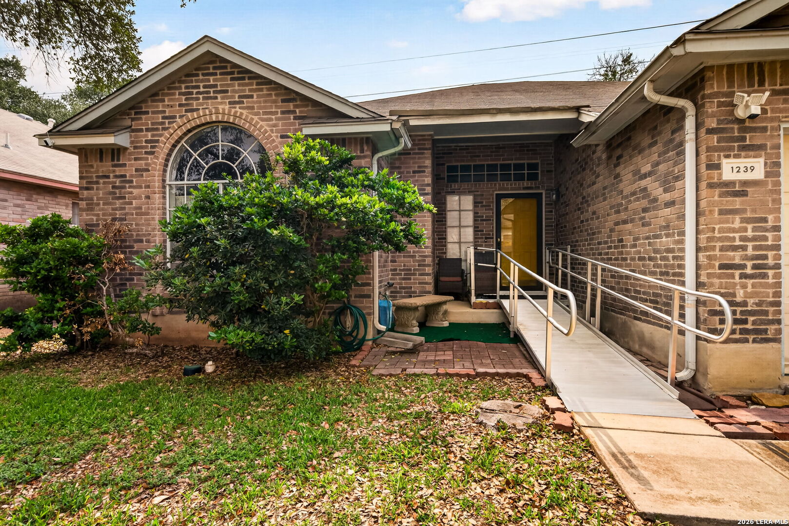 1239 Crumpet San Antonio TX 78253