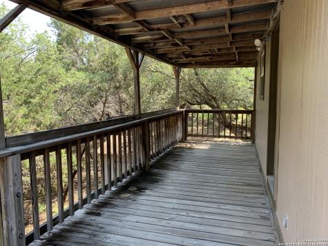 1076 Eastview Canyon Lake TX 78133