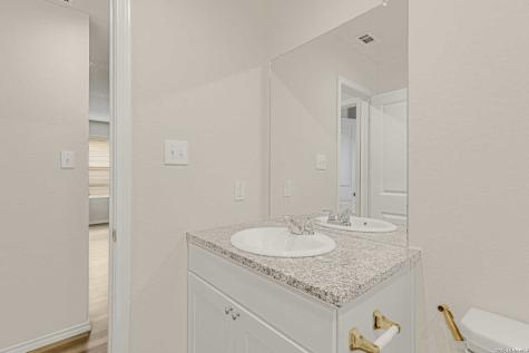 13852 Buffalo Valley San Antonio TX 78252