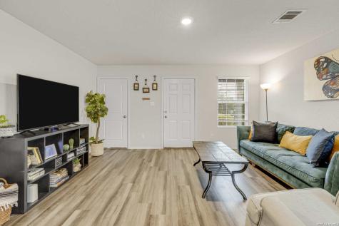 13852 Buffalo Valley San Antonio TX 78252