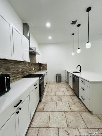708 Taylor Drive Horseshoe Bay TX 78657