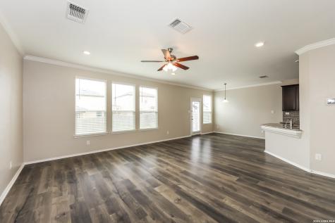 2625 Green Leaf Way San Antonio TX 78244