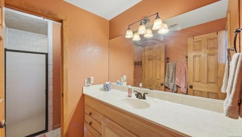 828 Shady Grove Adkins TX 78101