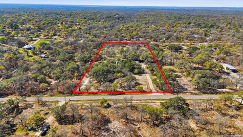 828 Shady Grove Adkins TX 78101