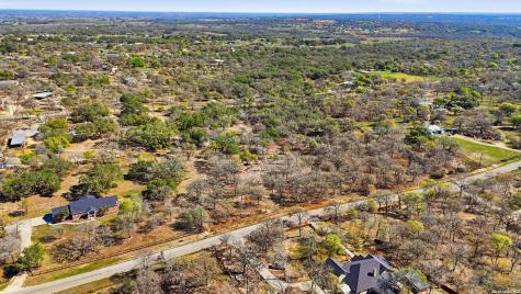 828 Shady Grove Adkins TX 78101