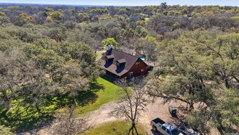 828 Shady Grove Adkins TX 78101
