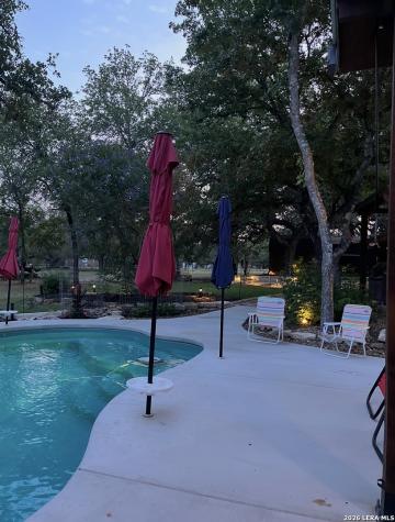 828 Shady Grove Adkins TX 78101