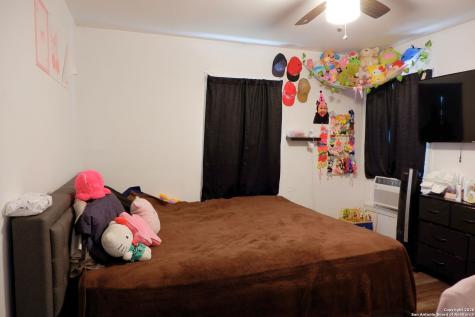 2902 Christian San Antonio TX 78222