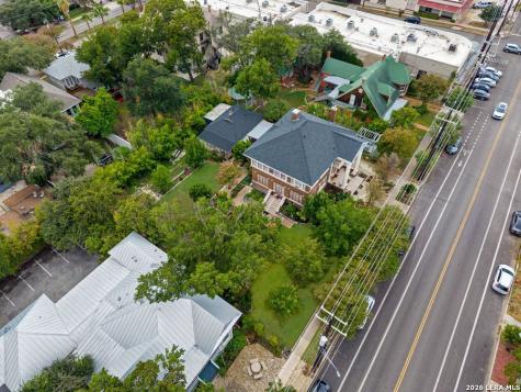 112 E Mistletoe Avenue San Antonio TX 78212