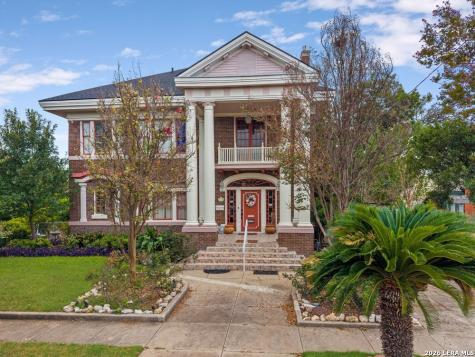112 E Mistletoe Avenue San Antonio TX 78212