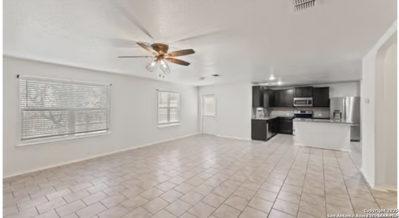 11711 Indian Camp San Antonio TX 78245