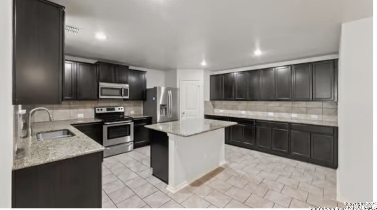 11711 Indian Camp San Antonio TX 78245