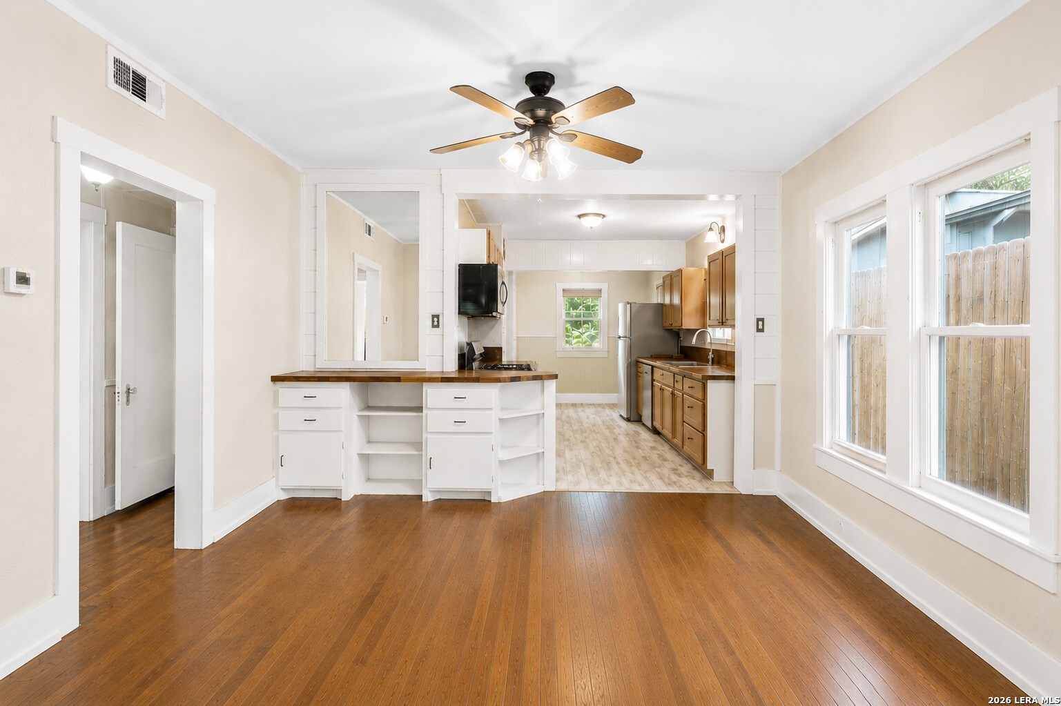 953 Myrta Kerrville TX 78028