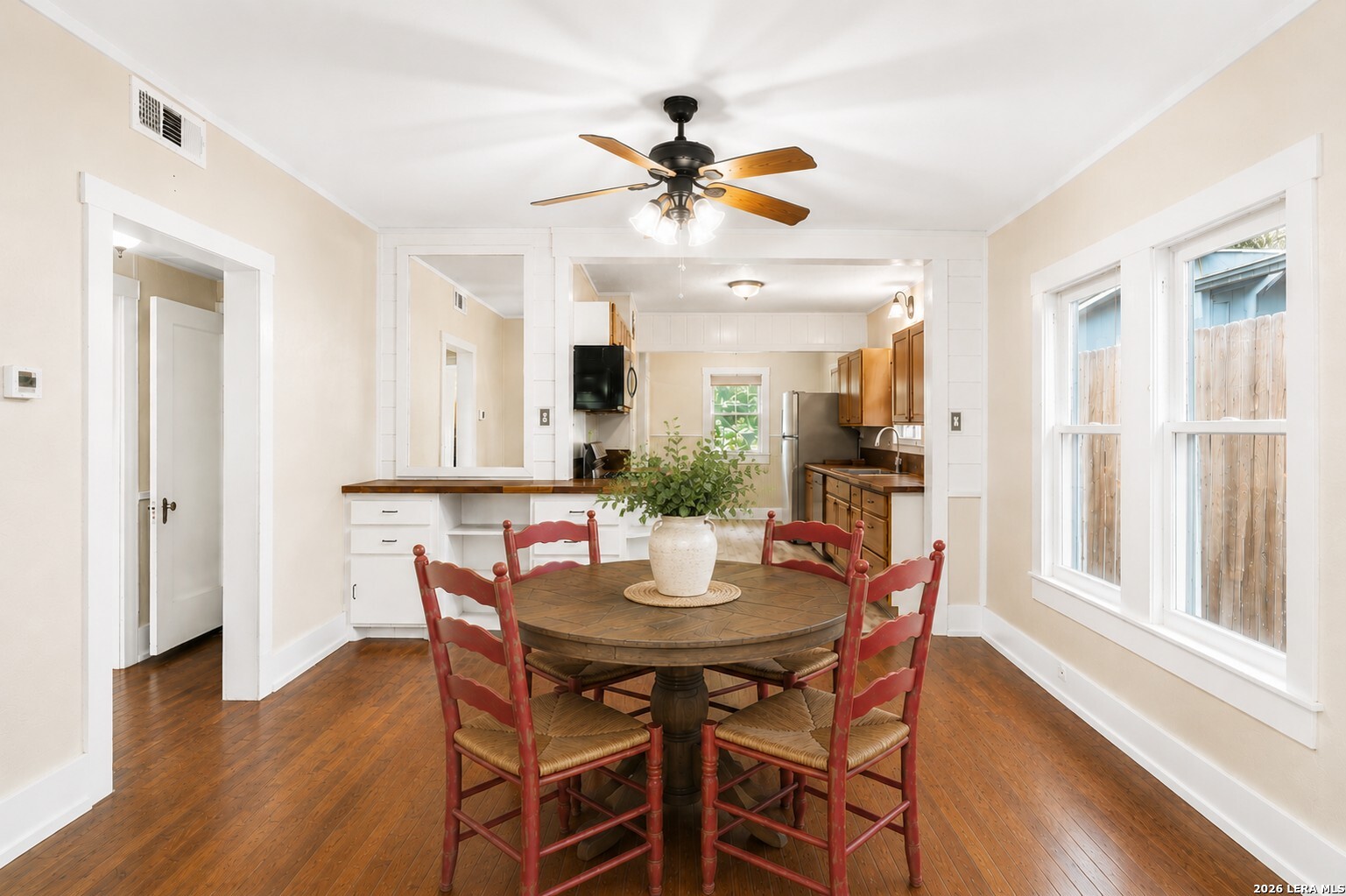 953 Myrta Kerrville TX 78028