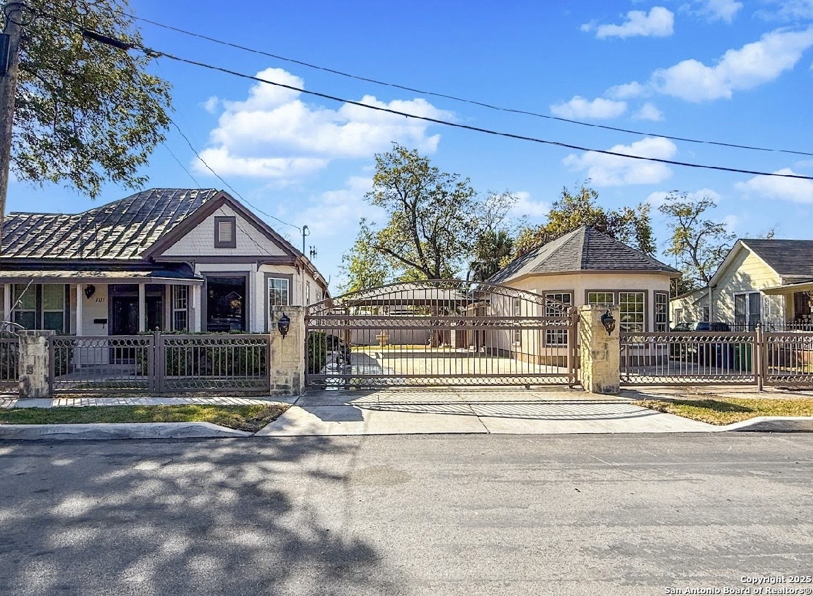101 Upson San Antonio TX 78212
