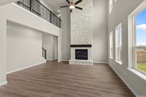127 Highland Park Castroville TX 78009