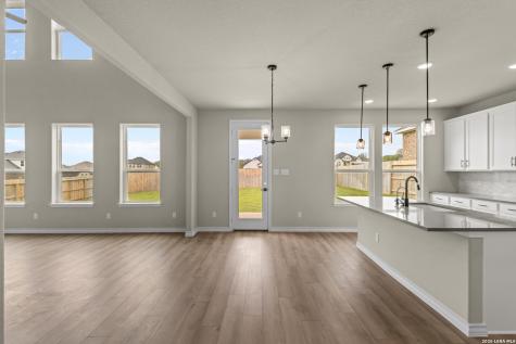 127 Highland Park Castroville TX 78009