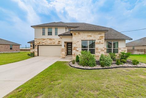 109 Willow Oak Trail Floresville TX 78114