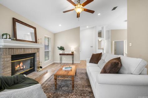 419 Fitch Kerrville TX 78028