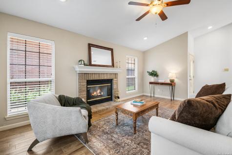 419 Fitch Kerrville TX 78028