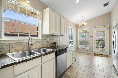 419 Fitch Kerrville TX 78028
