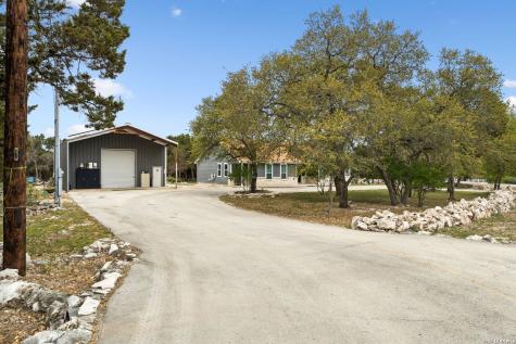 1315 Happy Hollow New Braunfels TX 78132