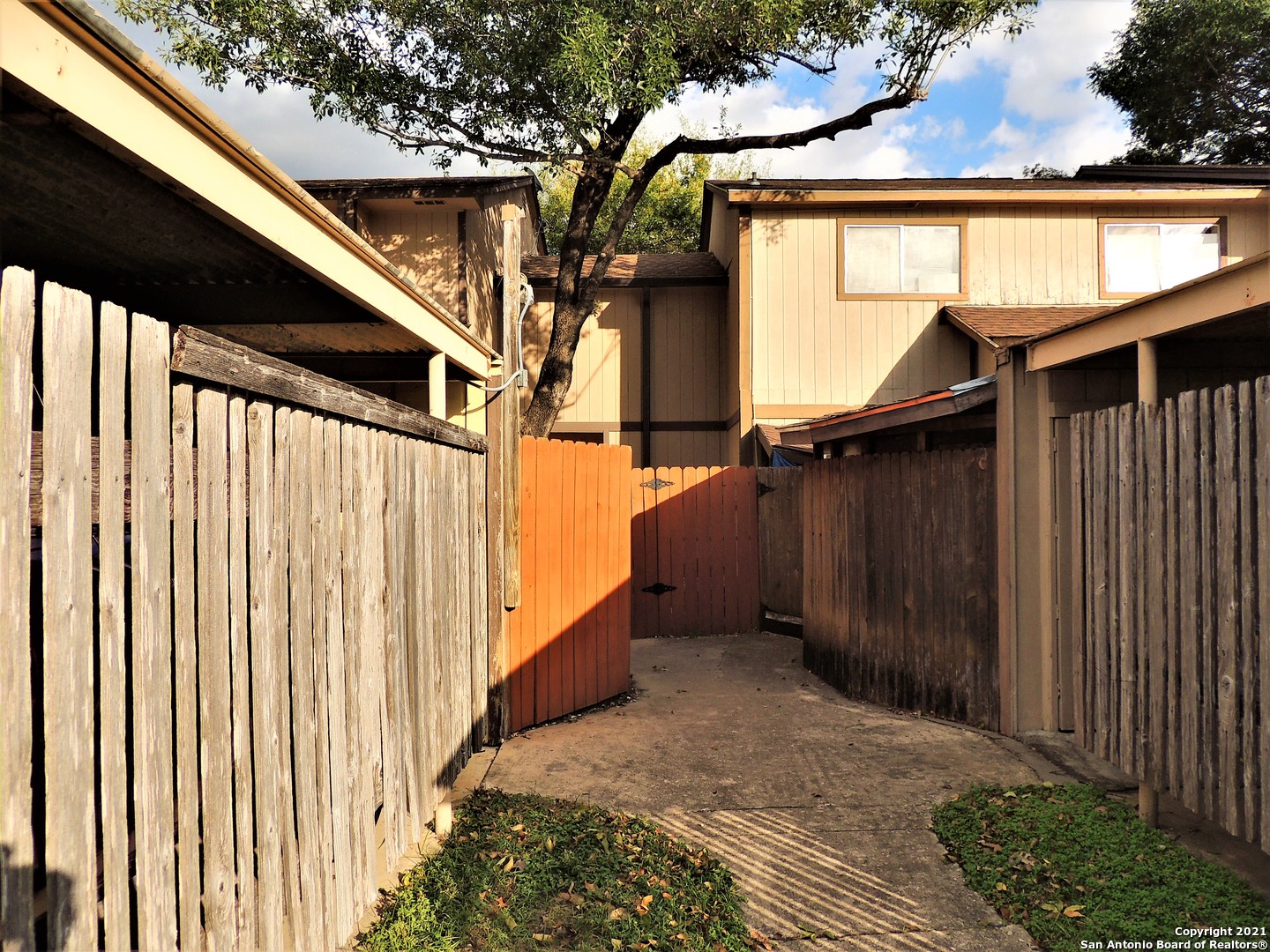 12018 Maplerock Street San Antonio TX 78230