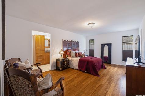 4325 Muirfield San Antonio TX 78229