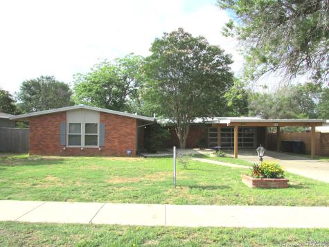 214 Pinewood Lane San Antonio TX 78216