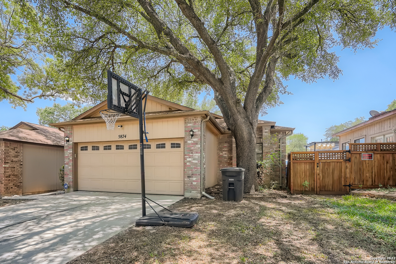 5874 Spring Green San Antonio TX 78247