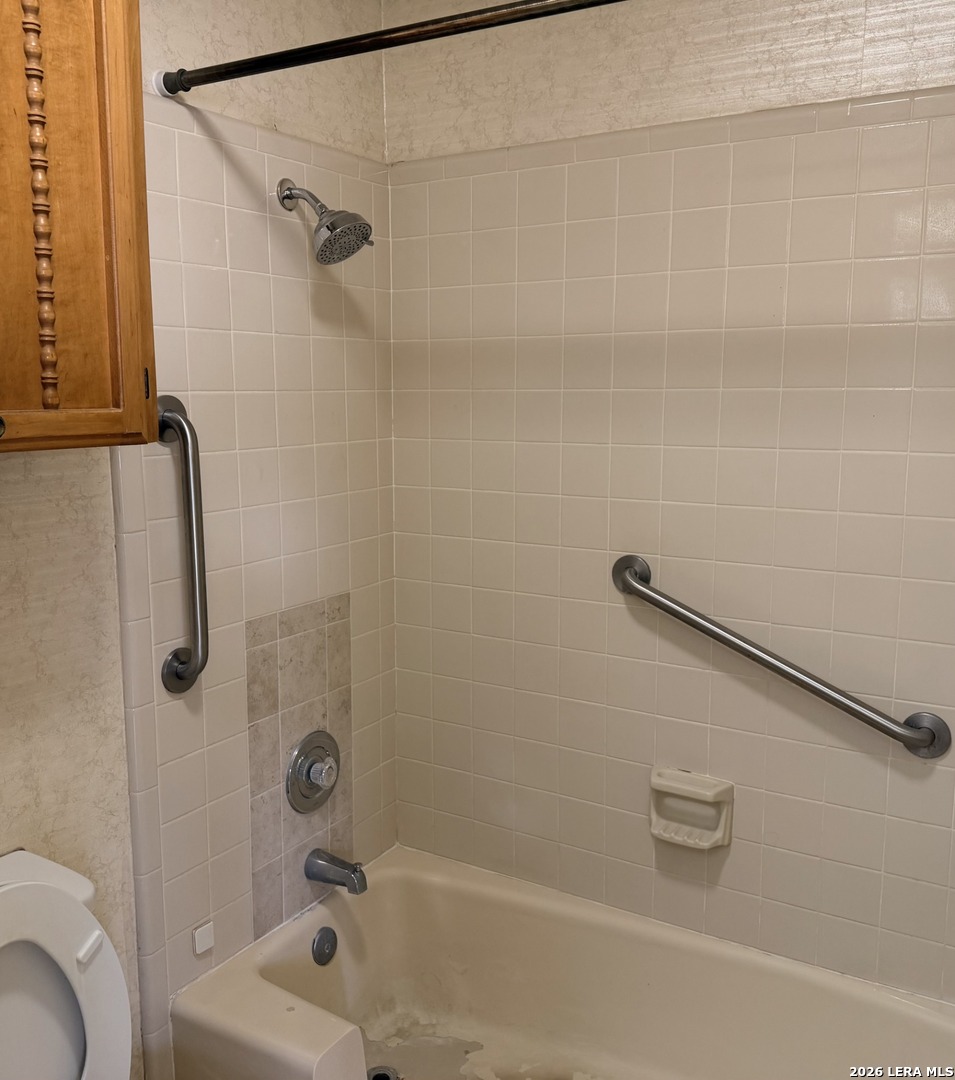 5819 Rue Royale San Antonio TX 78240