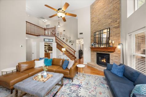 421 Skyforest Drive Hollywood Park TX 78232