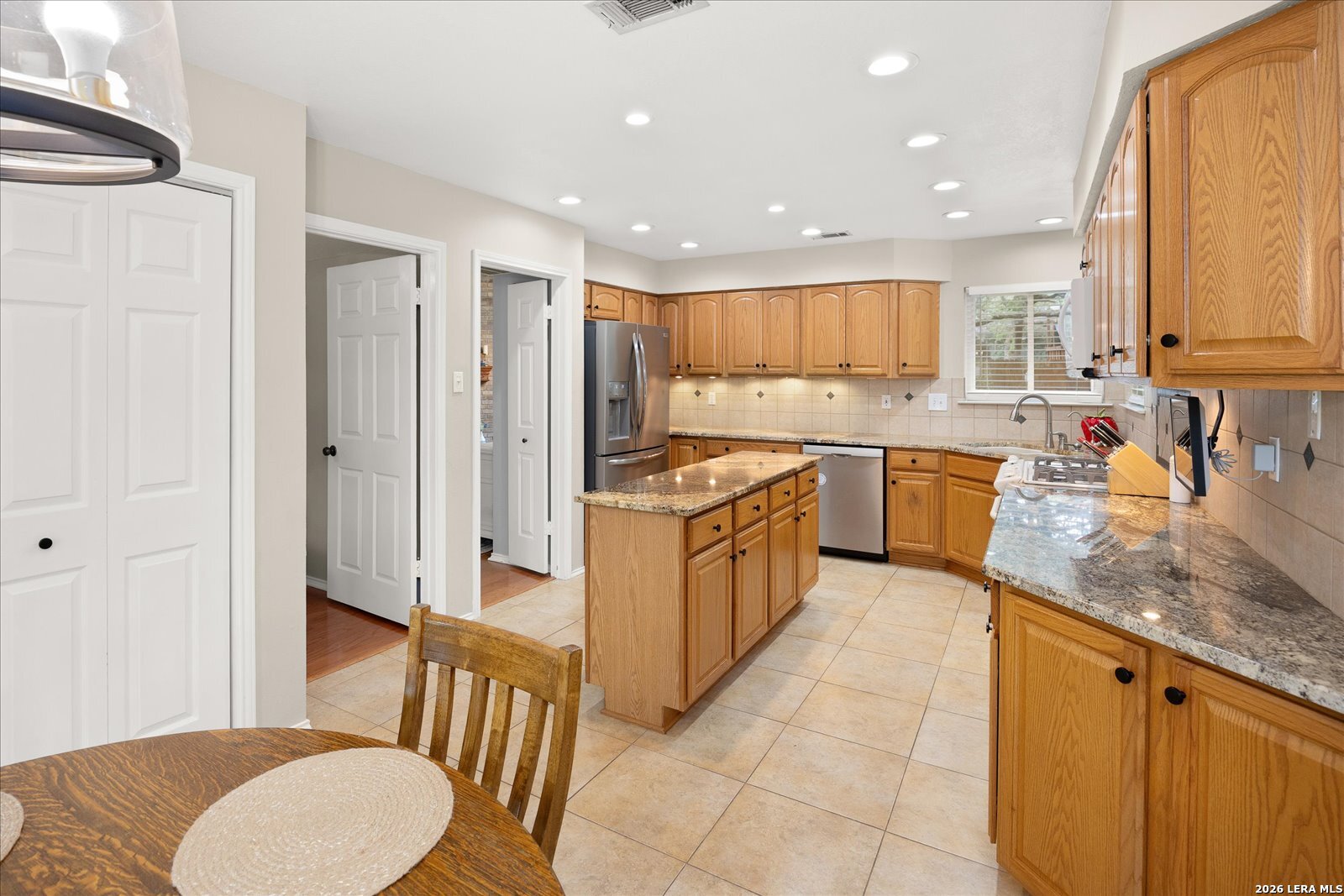 421 Skyforest Drive Hollywood Park TX 78232