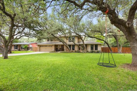 421 Skyforest Drive Hollywood Park TX 78232