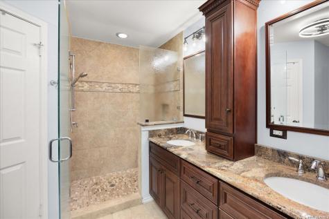 421 Skyforest Drive Hollywood Park TX 78232