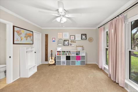 421 Skyforest Drive Hollywood Park TX 78232